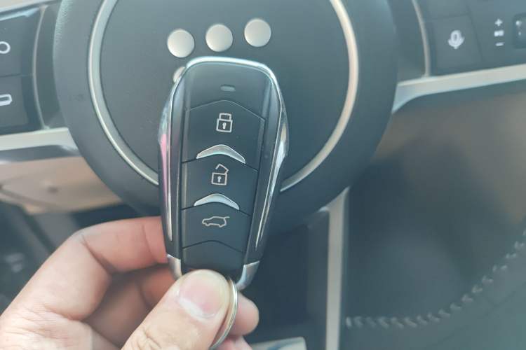 Used Landian E5 PLUS 2025 165 km Long-Range Version 7 Seats