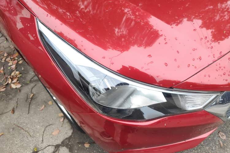 Used Hyundai Verna (new generation) 2016 1.4L Manual Cool Edition GLS Right Front Headlight