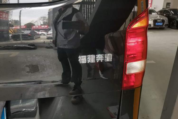 Used Mercedes-Benz Vito 2018 2.0T Business Version China VI Emission Standard Right Rear Taillight