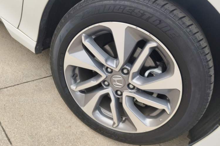 Used Honda Inspire 2019 260TURBO Elegant Edition China V Emission Standard Right Front Wheel Hub