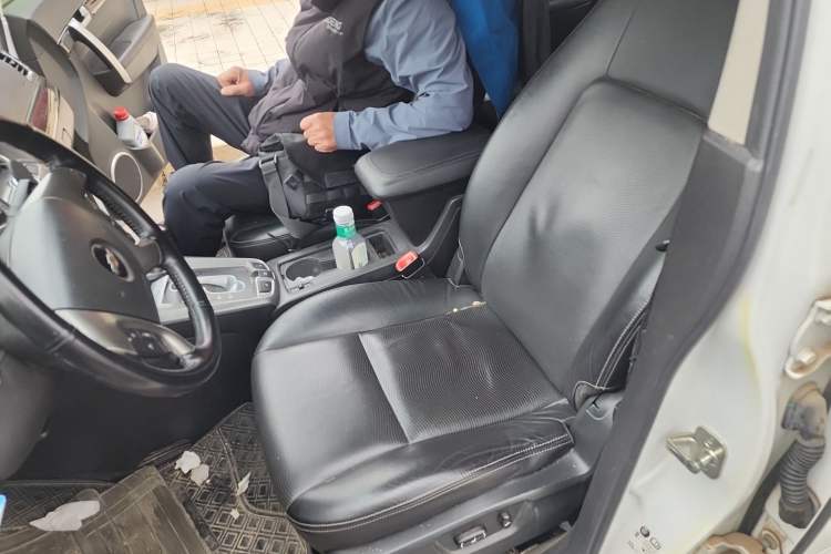 Used Chevrolet Captiva 2014 2.4L 4x4 Flagship Edition 7 Seats Left Front Seat