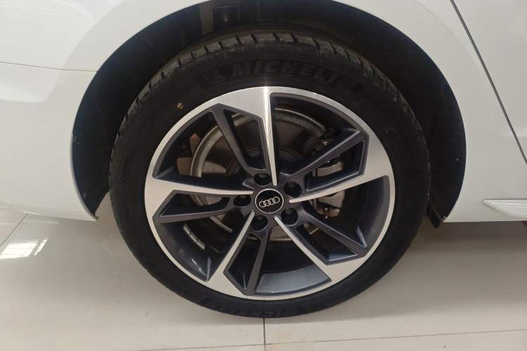 Used Audi A4L 2024 40 TFSI Fashion Dynamic Model