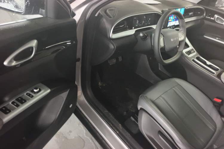 Used Geely Galaxy Geome 2025 310km Youth Edition Driver Seat