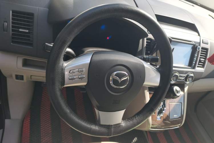Used Mazda Mazda 8 2013 2.5L Deluxe Edition