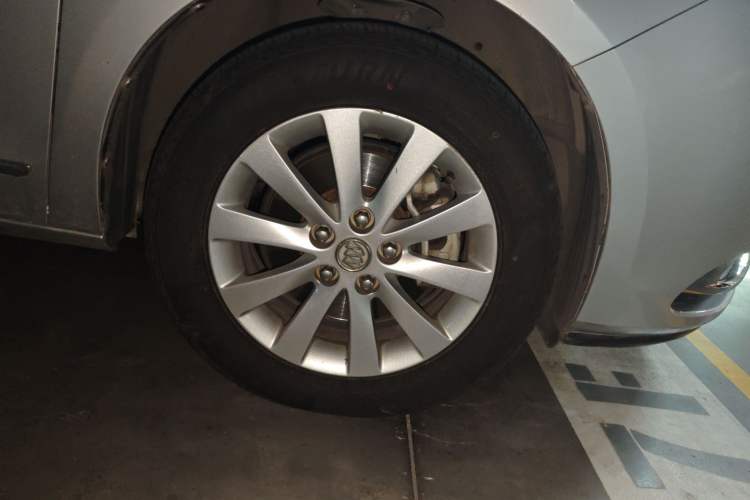 Used Buick GL8 2014 2.4L CT Luxury Business Comfort Edition
