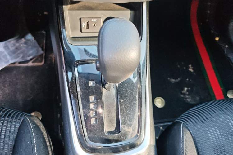 Used Nissan Tiida 2021 1.6L CVT Cool Edition
