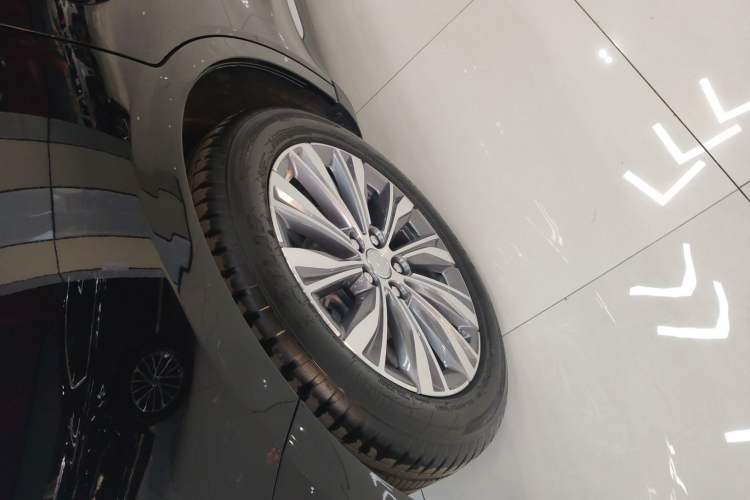 Used Hongqi E-QM5 2024 500km Range Edition