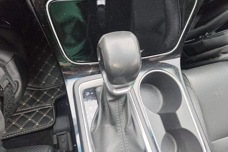 Used Hyundai Tucson 2019 280TGDi Dual-Clutch Two-Wheel Drive Smart Connect Version China VI
