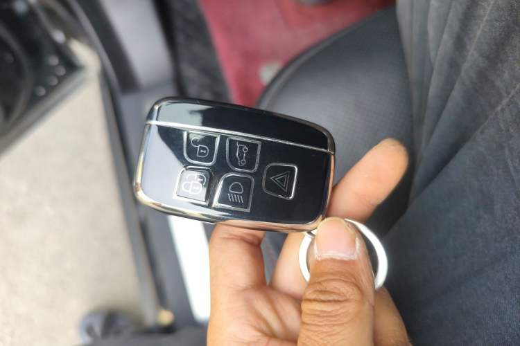 Used Land Rover Range Evoque 2017 2.0T Vivid Black Limited Edition
