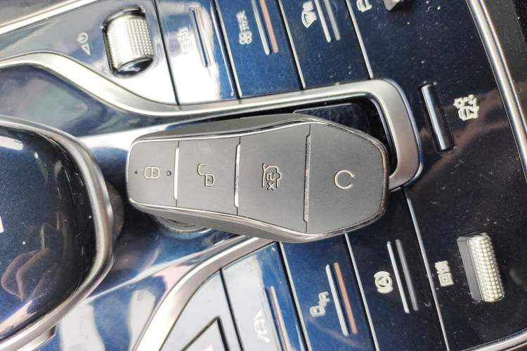 Used BYD Qin PLUS 2021 EV 500KM Premium Model Vehicle Key