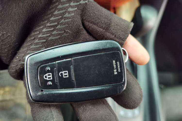 Used Toyota IZOA 2021 Dual-Motor 2.0L Yi Xing Edition Vehicle Key