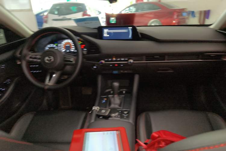 Used Mazda Mazda 3 Axela 2022 2.0L Automatic Zhiqing Edition
