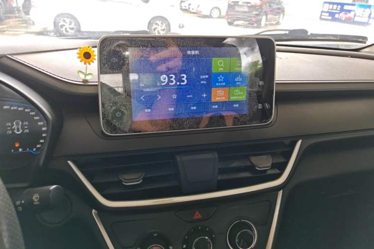 Used Wuling Hongguang S3 2019 1.5L Manual Comfort Model China VI Standard

