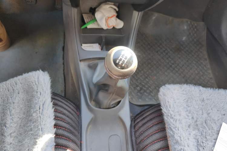 Used Geely Auto Diamond 2013 1.5L Manual Elite Model
