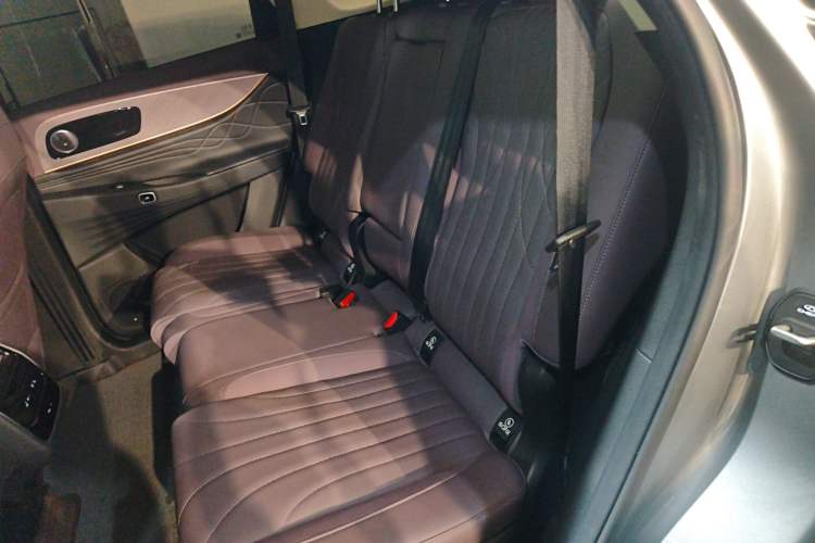 Used Chery Tiggo 9 C-DM 2025 1.5T 106KM Enjoy Edition 7 Seats Lithium Iron Phosphate Left Rear Seat