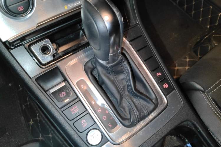 Used Volkswagen FAW-Volkswagen CC 2016 1.8TSI Luxury Model