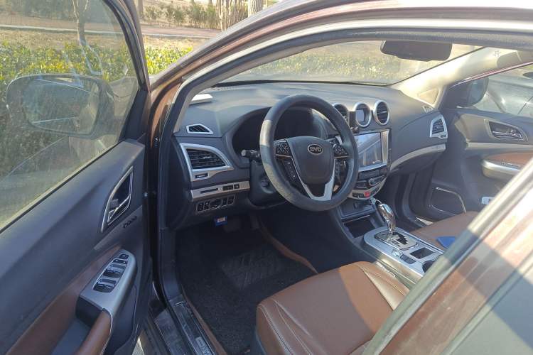 Used BYD S7 2015 2.0T Upgraded Automatic Flagship Version