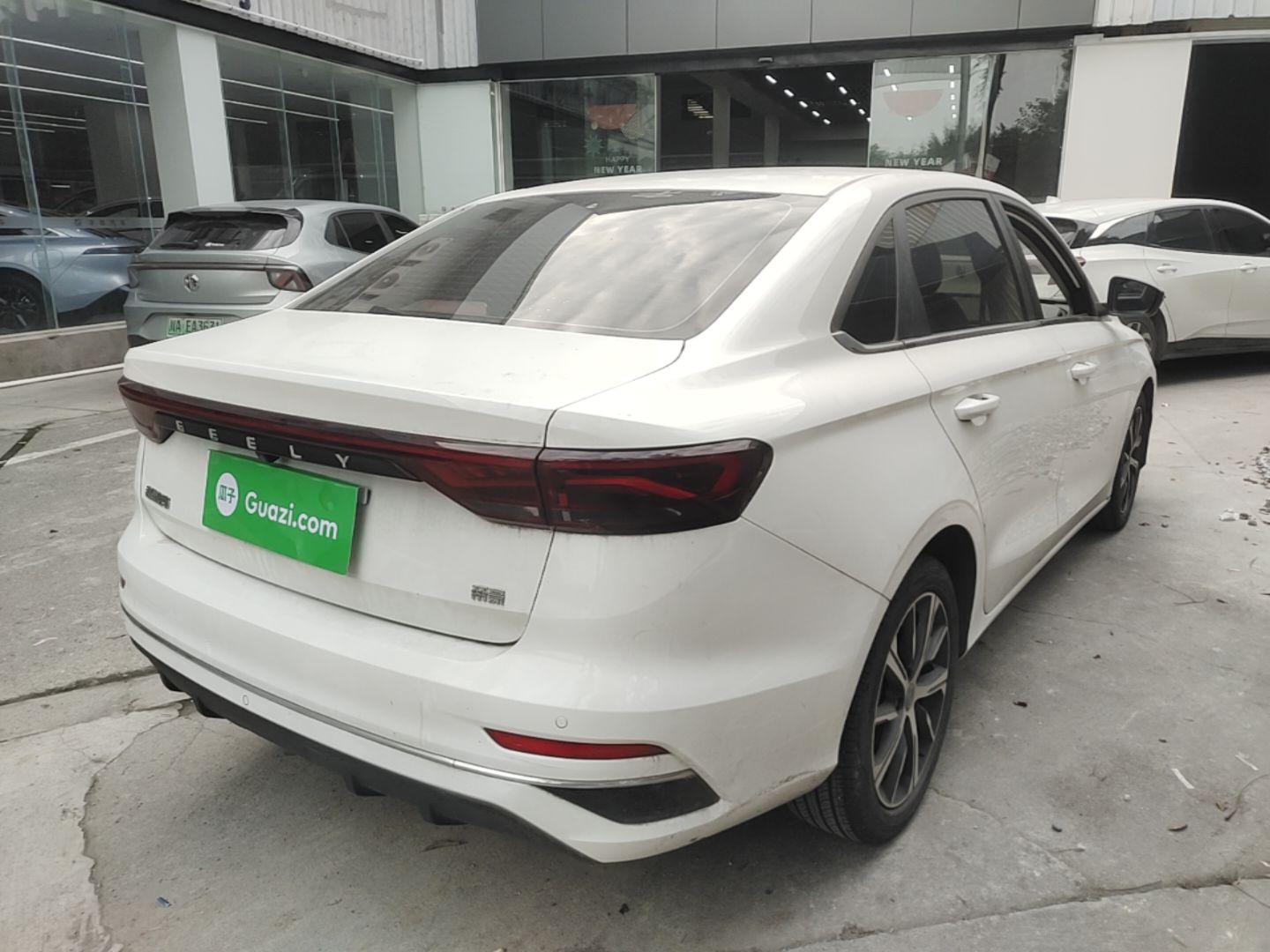 Geely Auto Emgrand 2022 4th Generation 1.5L CVT Luxury Model - Premium — снимка 6