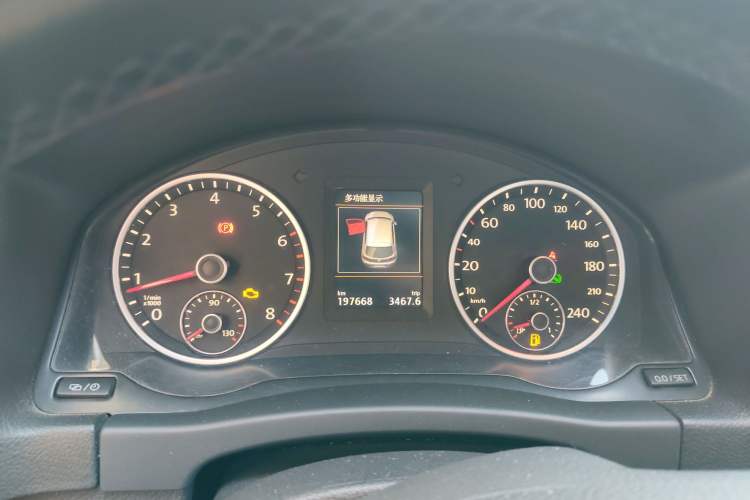 Used Volkswagen Tiguan L 2015 1.8TSI Automatic All-Wheel-Drive Luxury Model