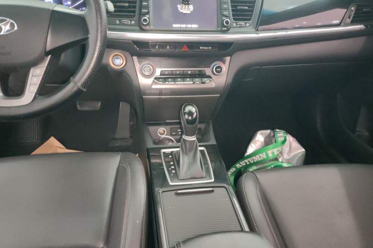 Used Hyundai Mistra 2017 1.8L Automatic Smart GLS China V Standard Gear Lever