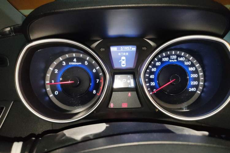 Used Hyundai Elantra (5th Generation / Langdong) 2016 1.6L Automatic Prestige Model
