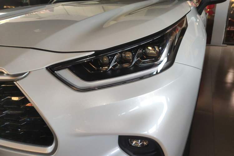 Used Toyota Highlander 2024 2.5L Smart Electric Hybrid Dual-Motor Two-Wheel-Drive Prestige Version 7 Seats