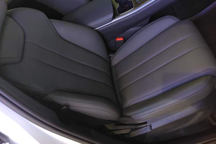 Used BYD Song Pro New Energy 2025 Second-Generation Intelligent Driving Version DM-i 115KM Superior Trim Right Front Seat