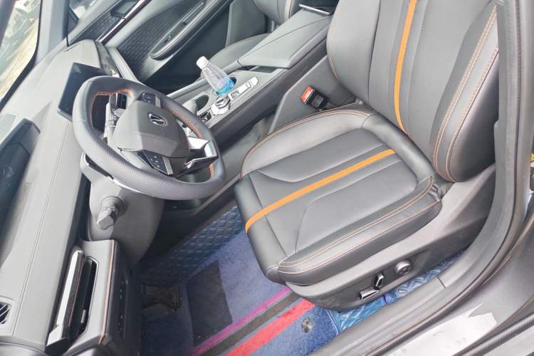 Used CHANGAN UNI-V 2024 1.5T Prestige Edition
