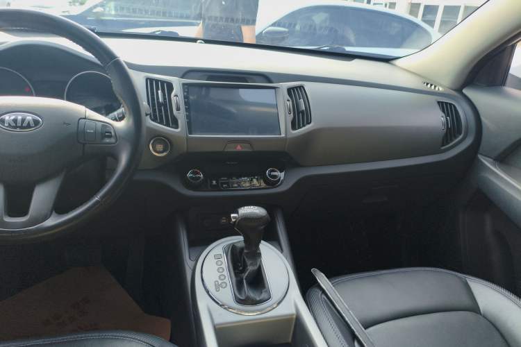 Used Kia Sportage R 2016 2.0L Automatic Two-Wheel Drive GLS Trim