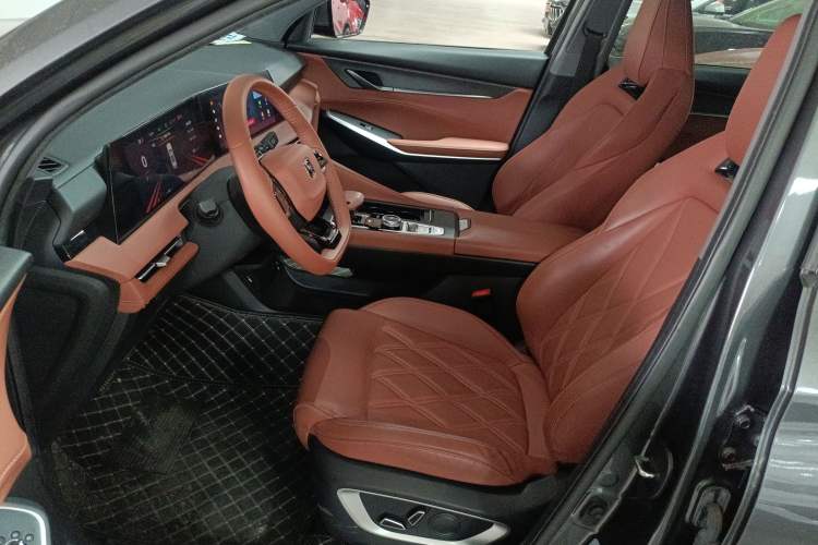 Used Changan CS75 PLUS 2023 3rd Generation 1.5T Automatic Prestige Model
