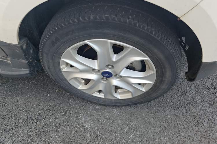 Used Ford EcoSport 2013 1.5L Manual Fashion Model
