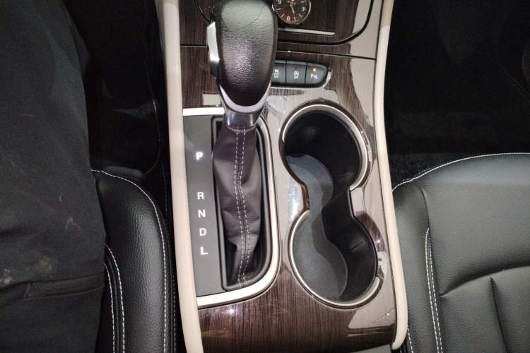 Used Buick Verano 2019 Sedan 15S Automatic Entry Model Gear Lever