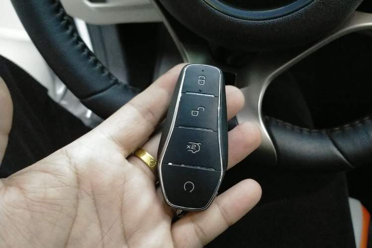 Used BYD Dolphin 2021 405 km Fashion Edition
