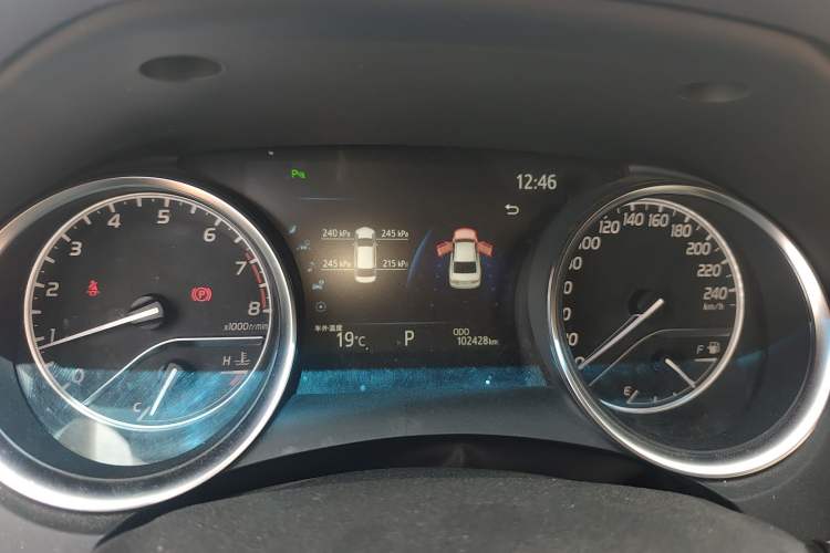 Used Toyota Camry 2019 2.5G Luxury Edition China VI Standard
