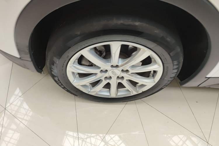 Used Cadillac XT4 2018 28T Two-Wheel Drive Tech Version