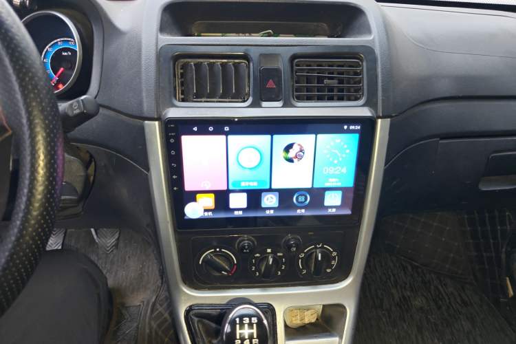 Used CHANGAN KAICHENG Ruixing M90 2018 2.0L Comfort Version Flat-Top Bi-Door 6-Seater 4G94S