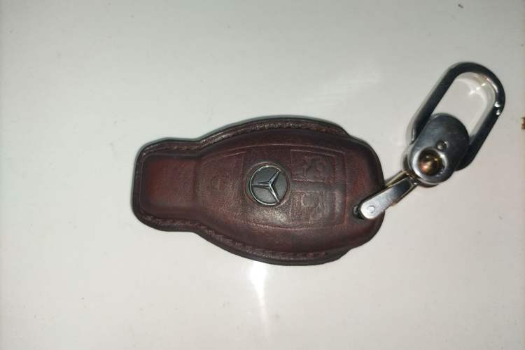 Used Mercedes-Benz GLC 2017 GLC 300 4MATIC Sport Edition Interior 1