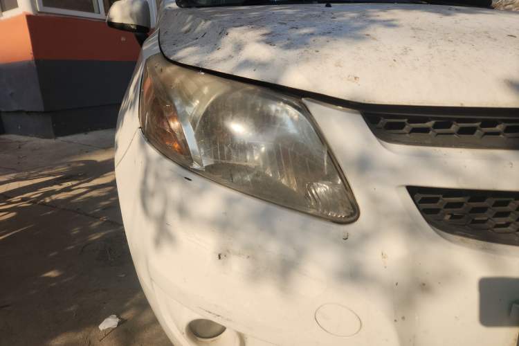 Used Chevrolet Sail 2013 Sedan 1.4L Manual - Youyi Happiness Edition
