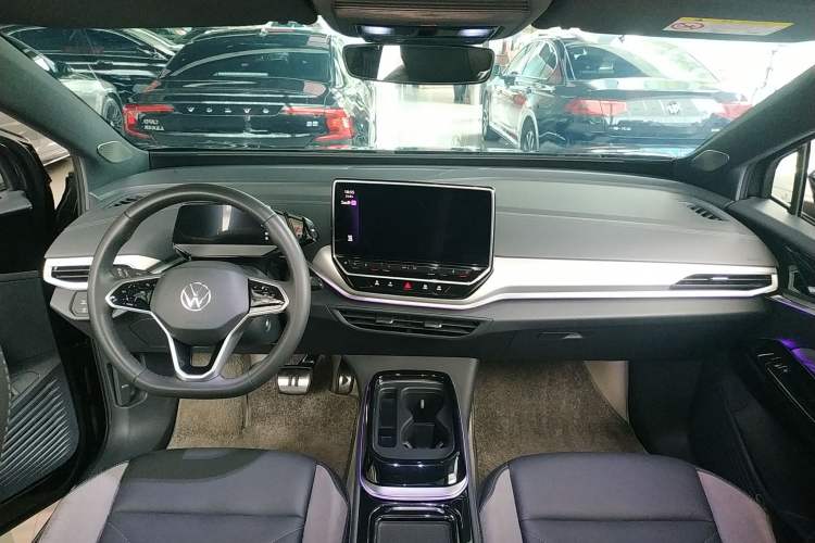 Used Volkswagen ID.4 CROZZ 2022 Long-Range PRO Edition Center Console