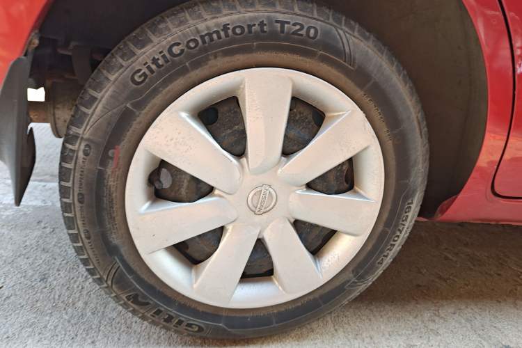 Used Nissan March 2015 1.5L Manual E-Xuan Edition Right Front Wheel Hub