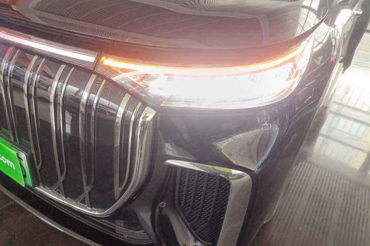 Used VOYAH Dream 2024 EV Long-Range Flagship Edition
