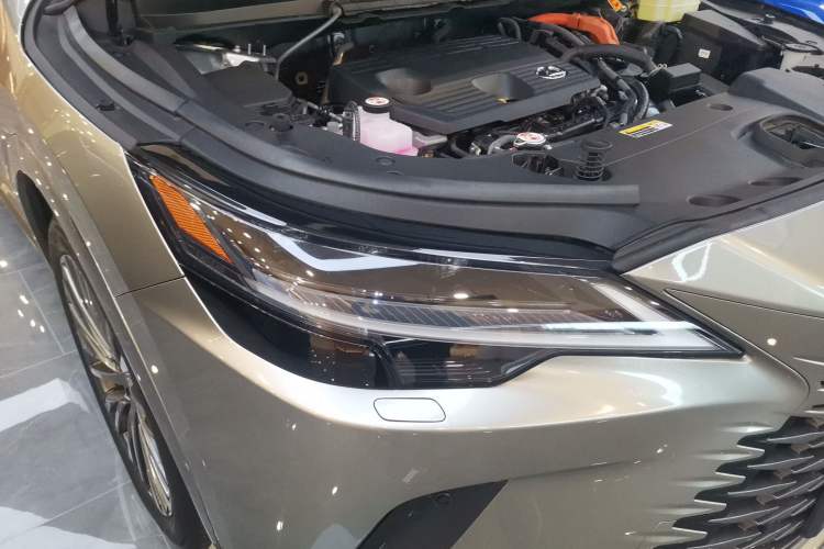 Used Lexus RX 2023 350h Four-Wheel Drive Enjoyment Version Right Front Headlight