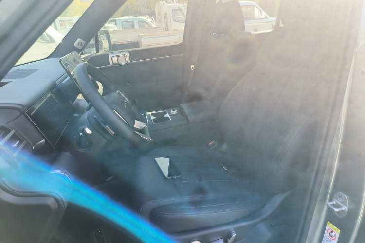 Used Formula Leopard Tai 7 2025 Model 200 km Two-Wheel Drive Max Edition