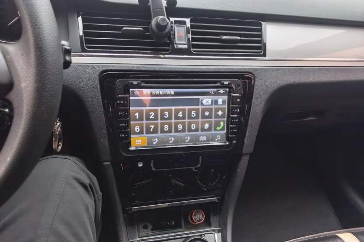 Used Volkswagen Bora 2013 1.6L Manual Fashion Edition
