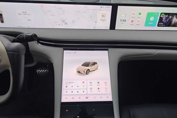 Used IM LS7 2023 90 kWh Elite Rear-Drive Version Audio And AC Panel