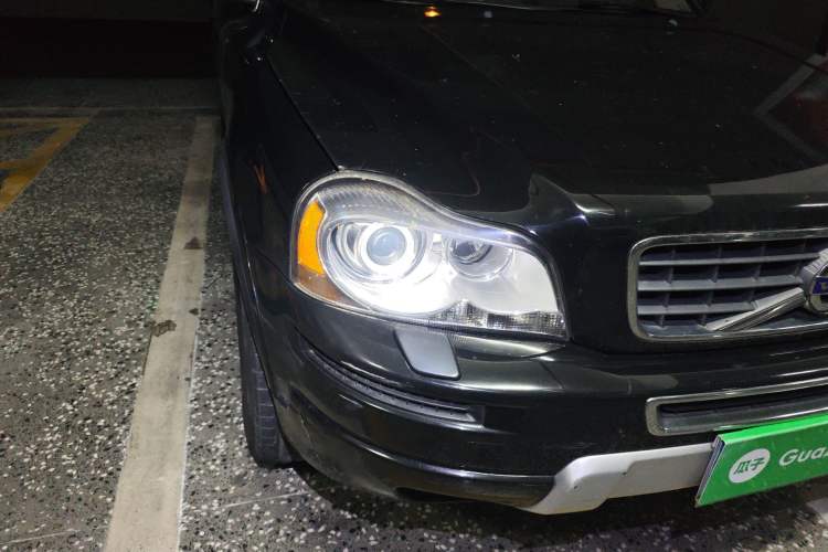 Used Volvo XC90 2012 2.5T Nordic Luxury Edition Right Front Headlight