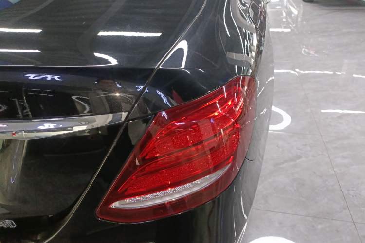 Used Mercedes-Benz E-Class 2020 Restyled E 300 L Sporty and Stylish Edition