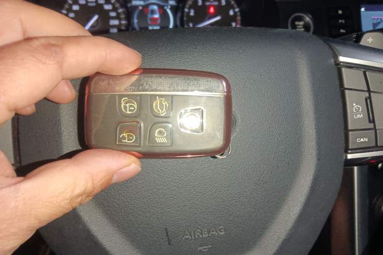 Used Land Rover Discovery Sport 2017 2.0T SE
