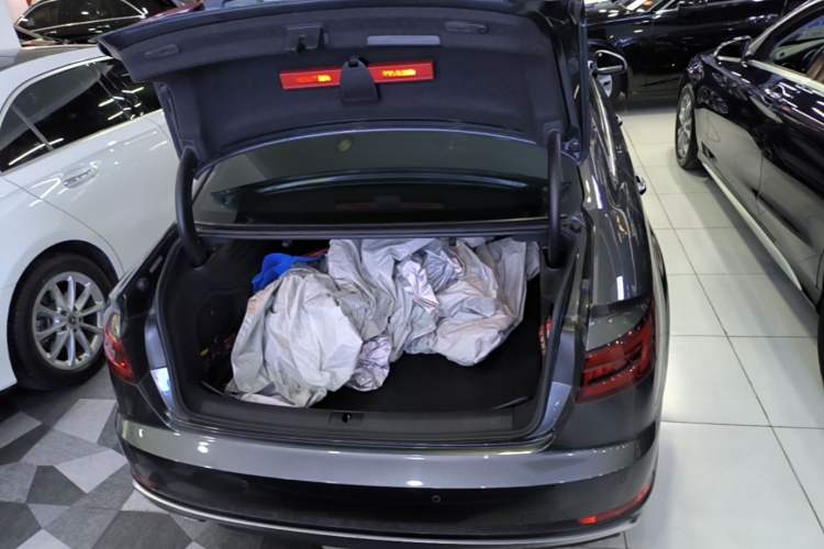 Used Audi A4L 2019 40 TFSI Sporty Version China V