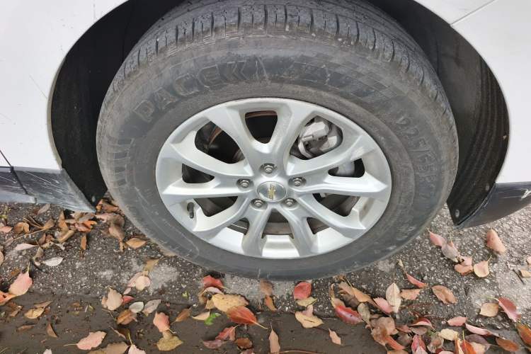 Used Chevrolet Equinox 2019 535T Automatic Chijie Edition China V Standard Right Front Wheel Hub
